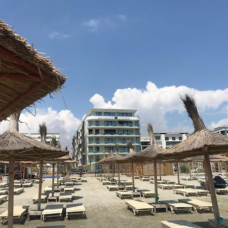 Happy Residence Mamaia Năvodari Exterior foto